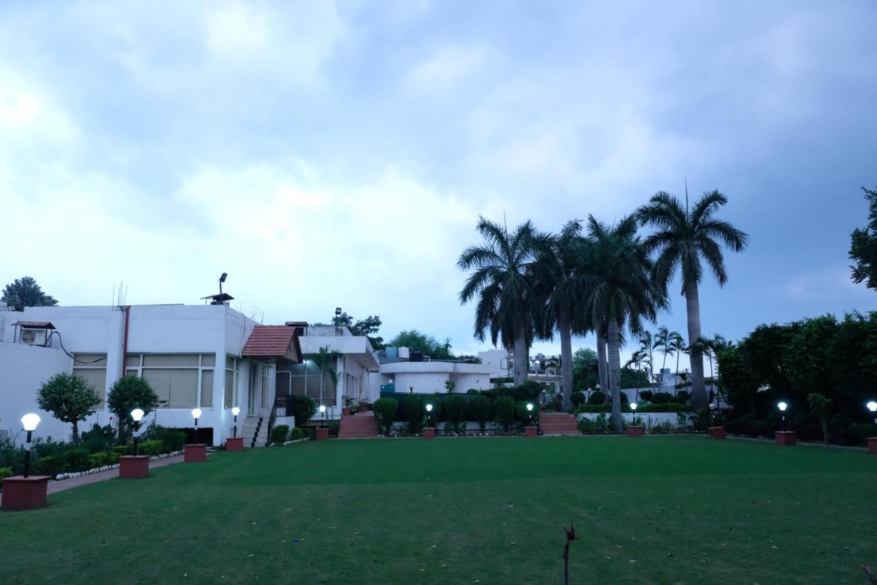 Black Mango Resort Kala Amb Luaran gambar
